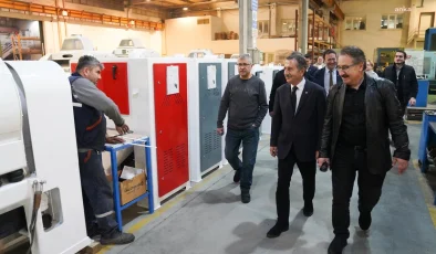 Tepebaşı Belediye Başkanı Ahmet Ataç, Eskişehir’deki Fabrikaları Ziyaret Etti
